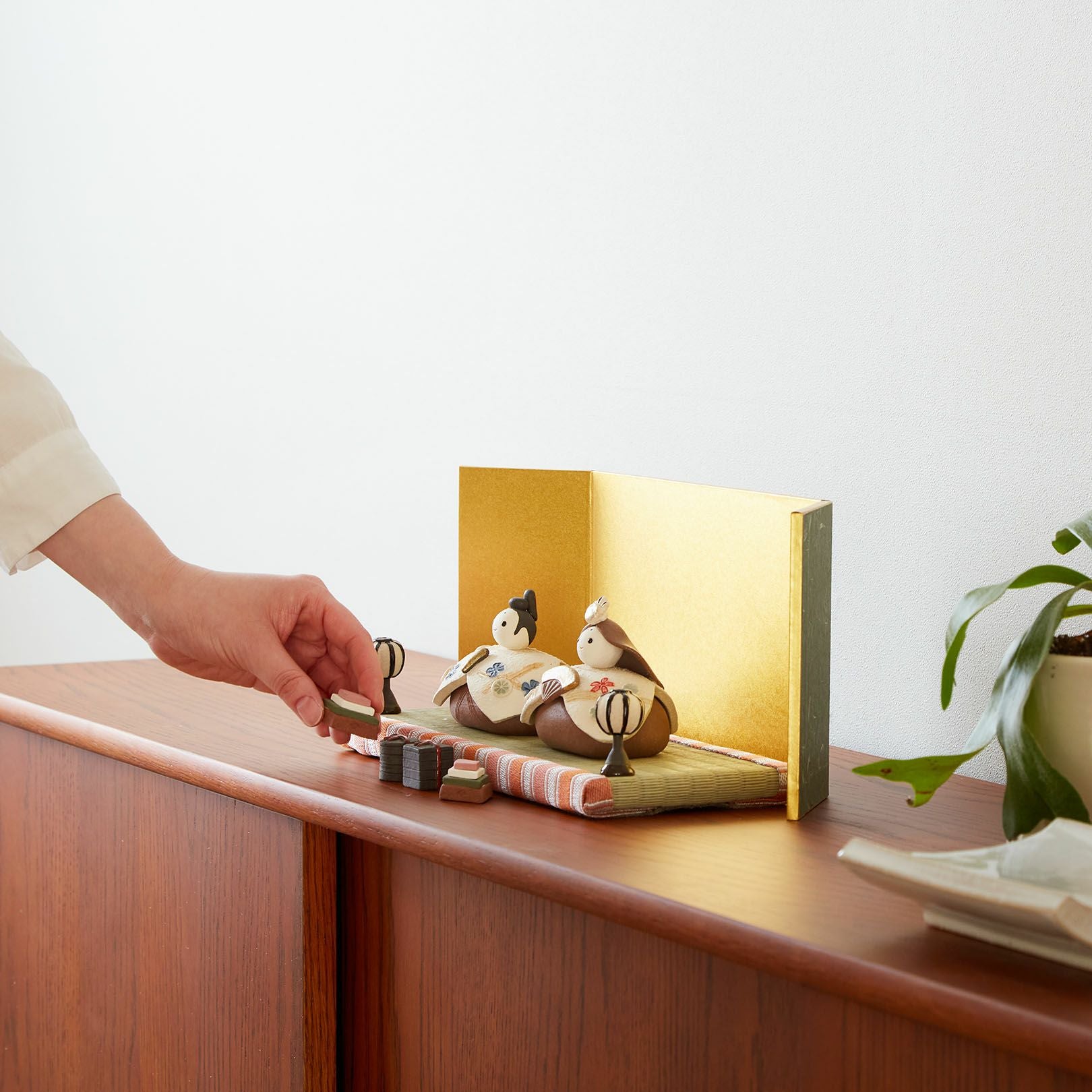 すみれ-SUMIRE-親王飾りセット【2026年2月下旬頃入荷予定】 | 明山