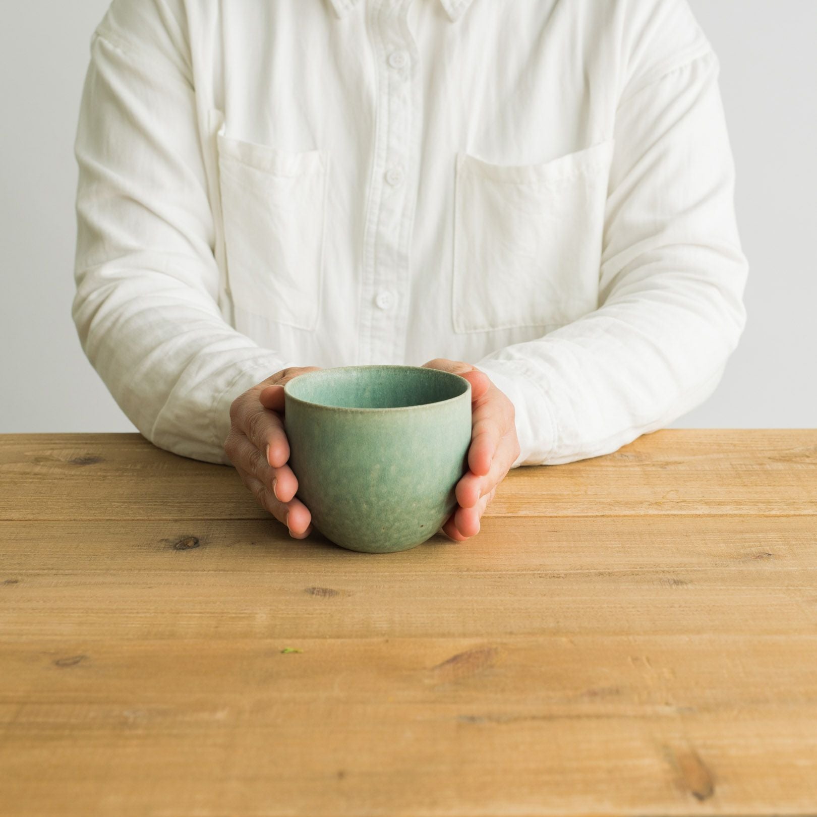 カフェオレボウル（淡青磁） | 明山 オンラインショップ