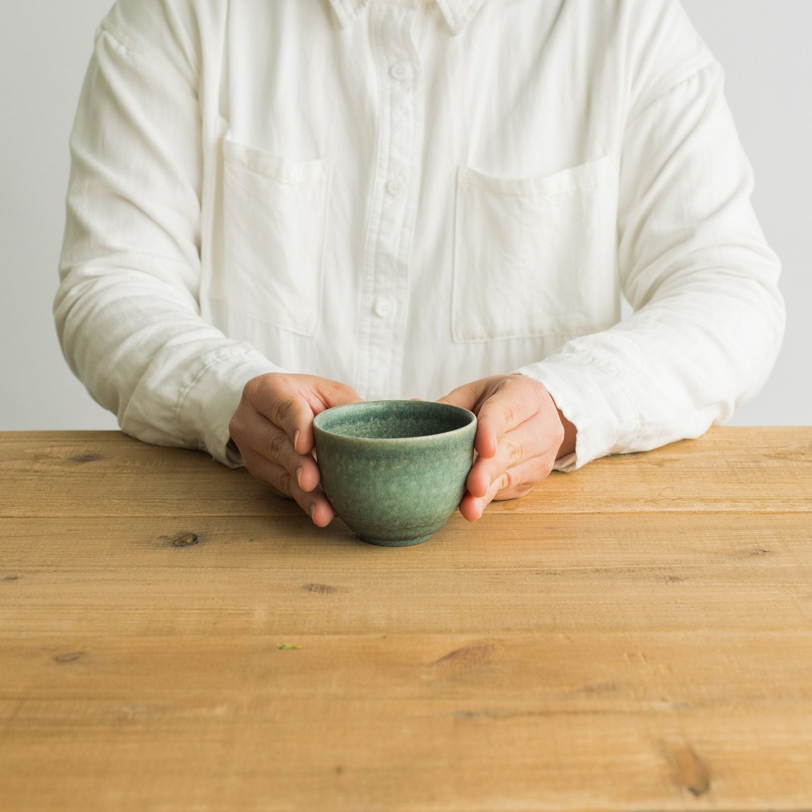 湯のみ （淡青磁） | 明山 オンラインショップ