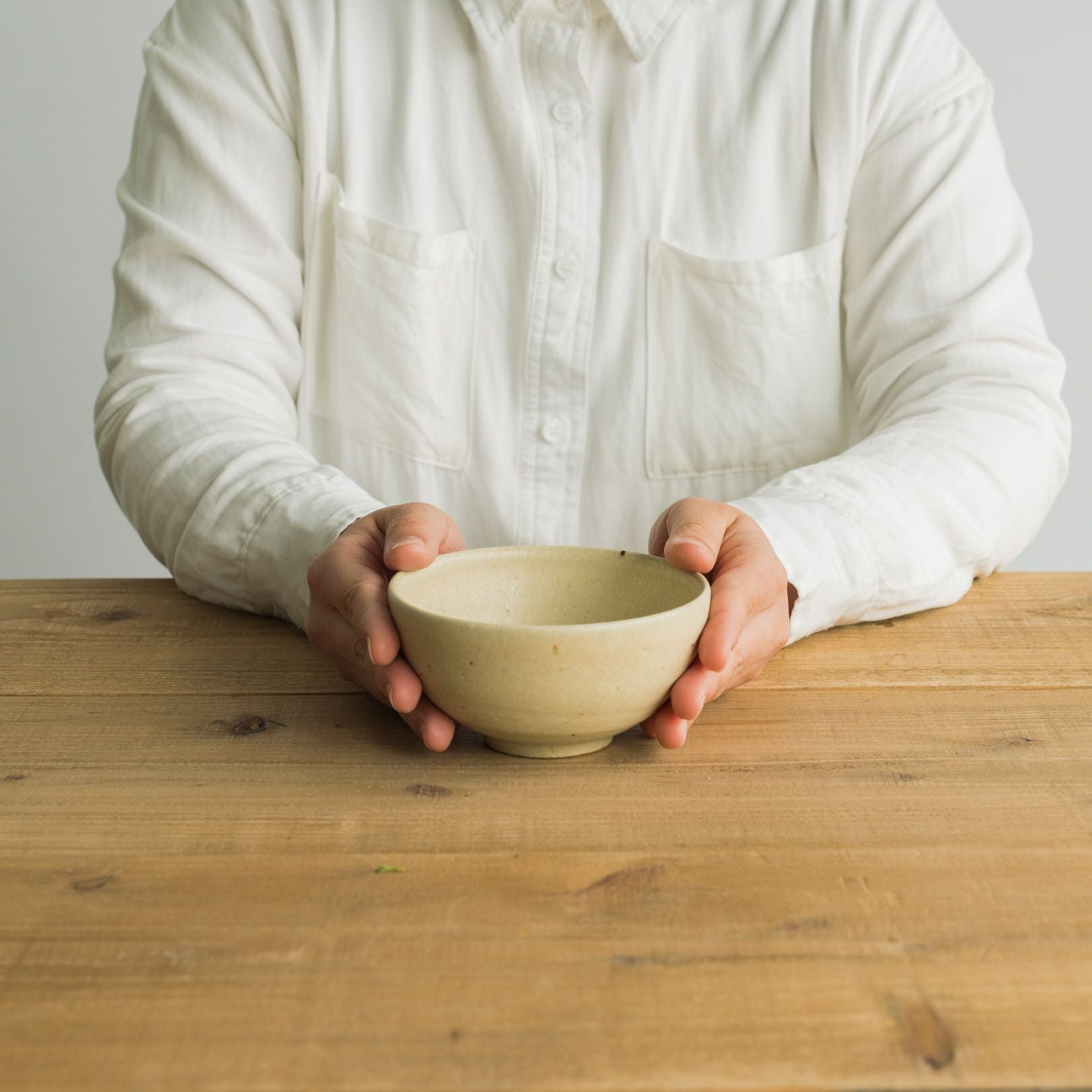 ごはん茶碗（生成り） | 明山 オンラインショップ