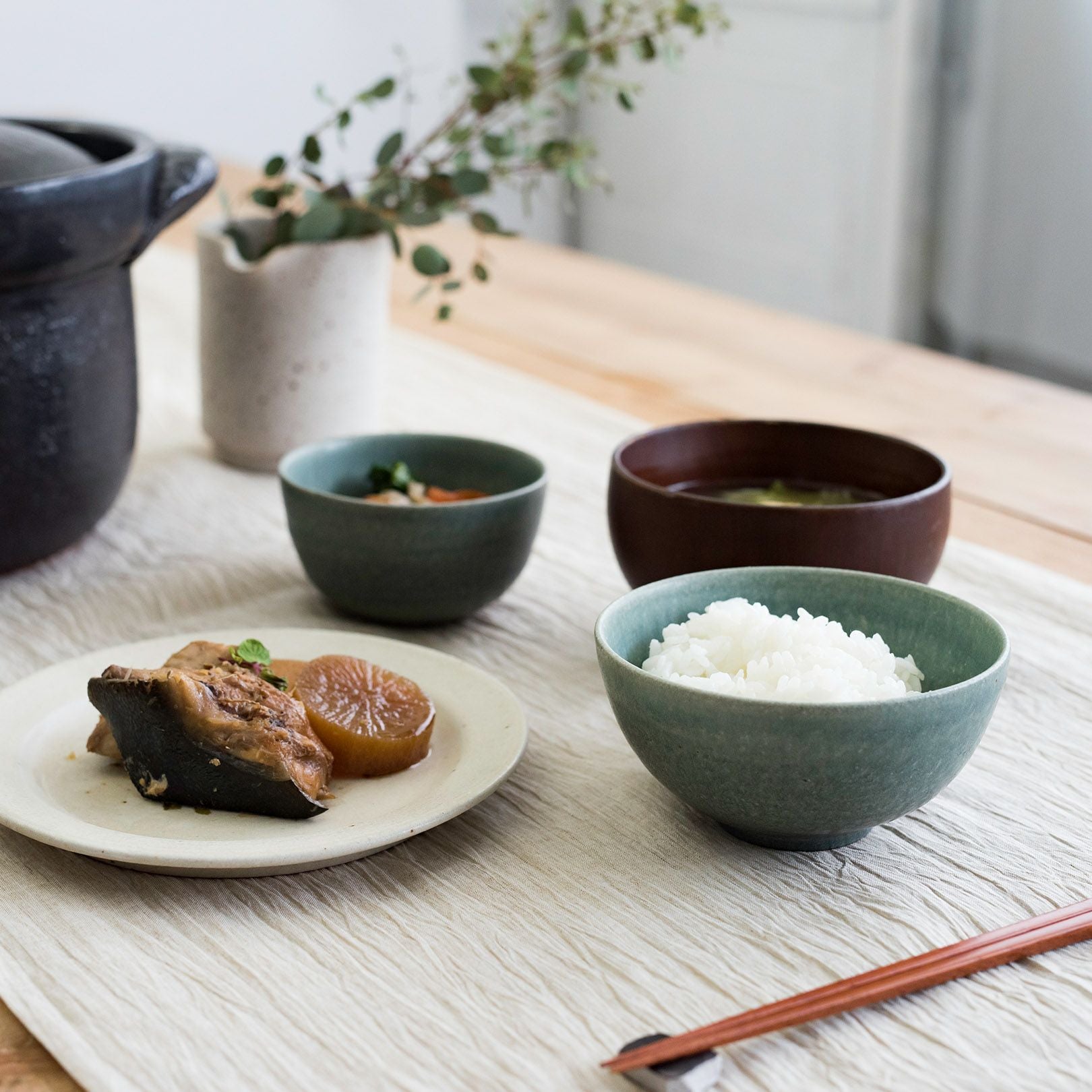 ごはん茶碗（淡青磁） | 明山 オンラインショップ