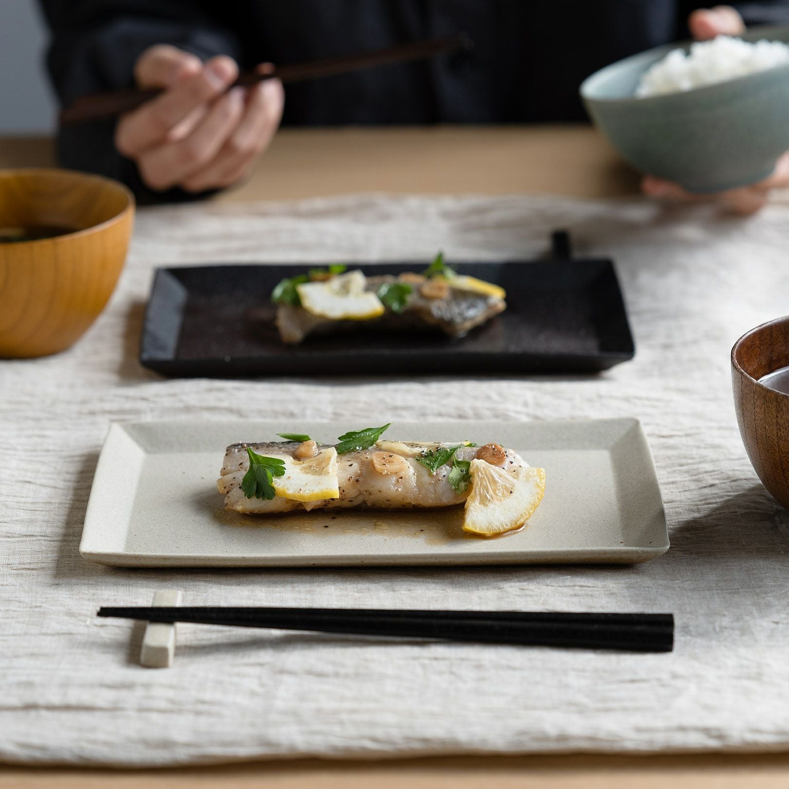 000000002413-02.jpg?size=xl&w=