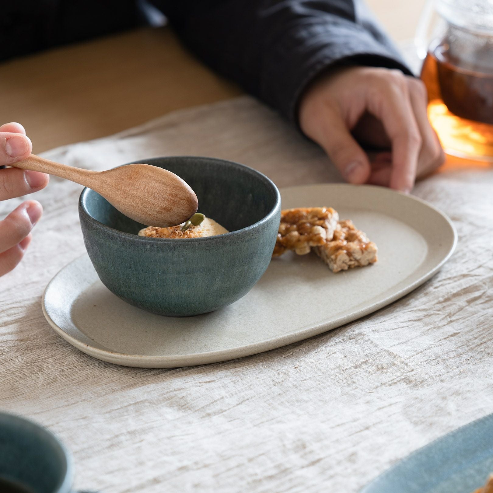 オーバル皿（生成り） | 明山 オンラインショップ