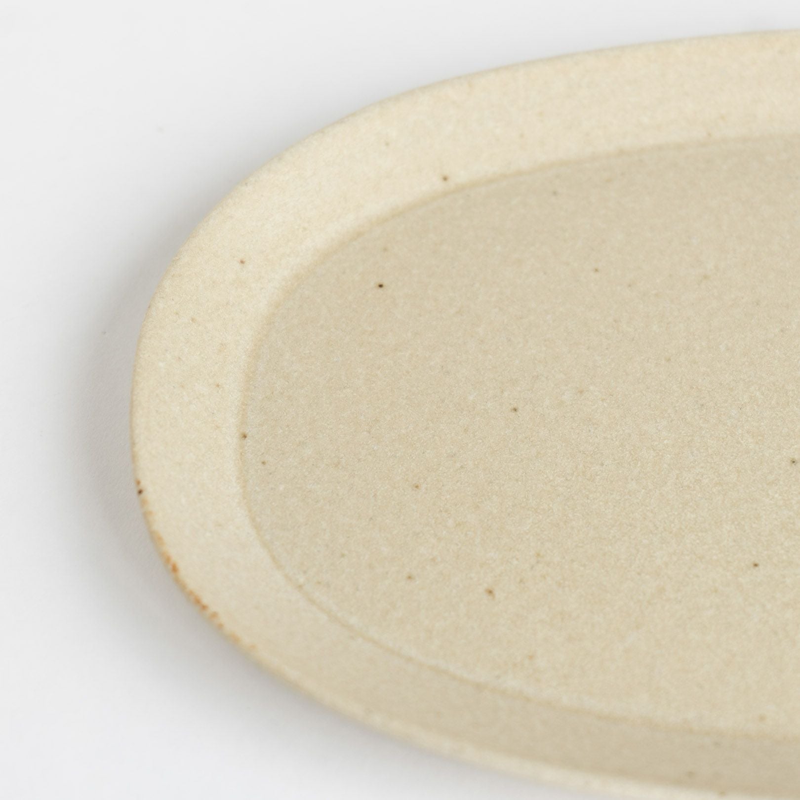 オーバル皿（生成り） | 明山 オンラインショップ