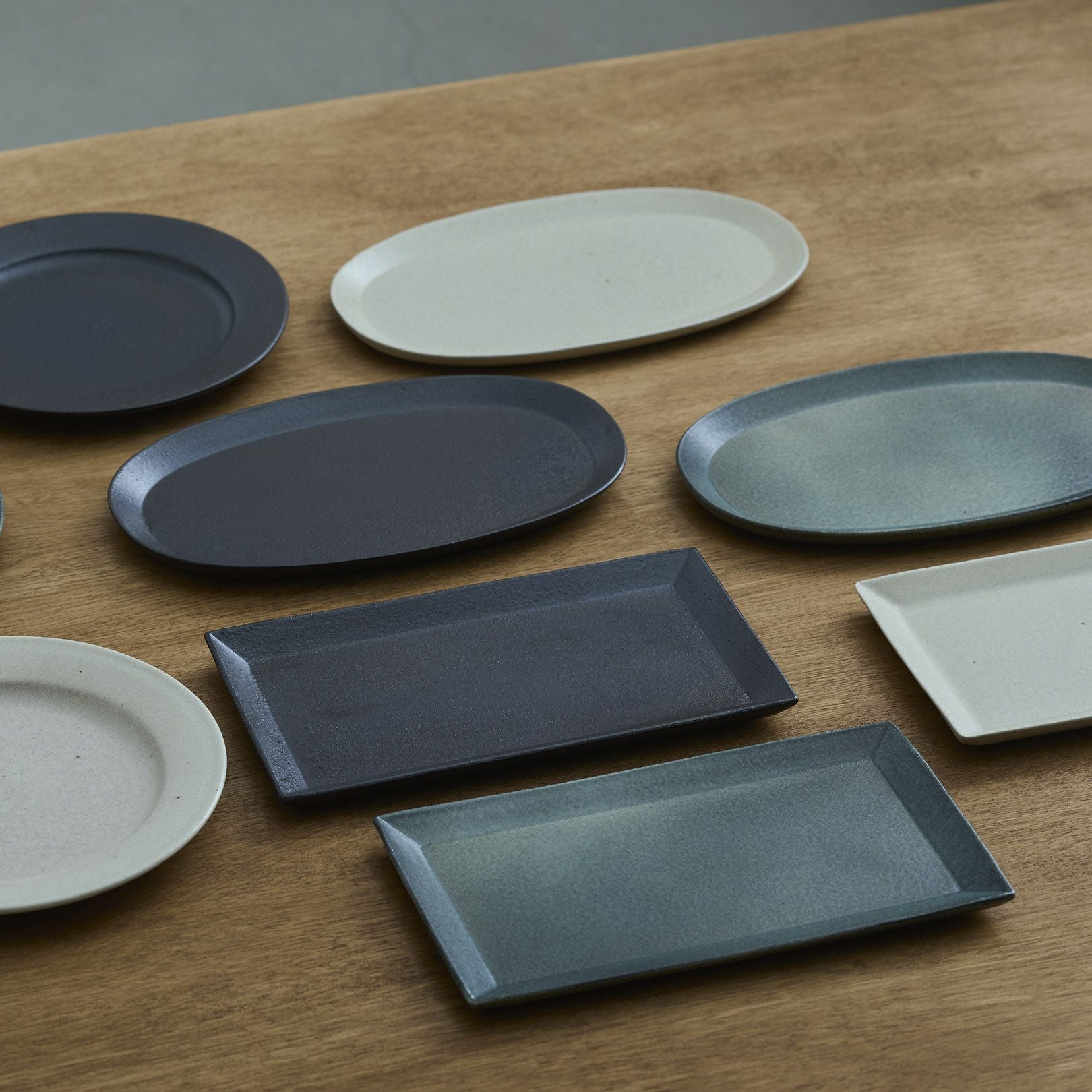 オーバル皿（生成り） | 明山 オンラインショップ