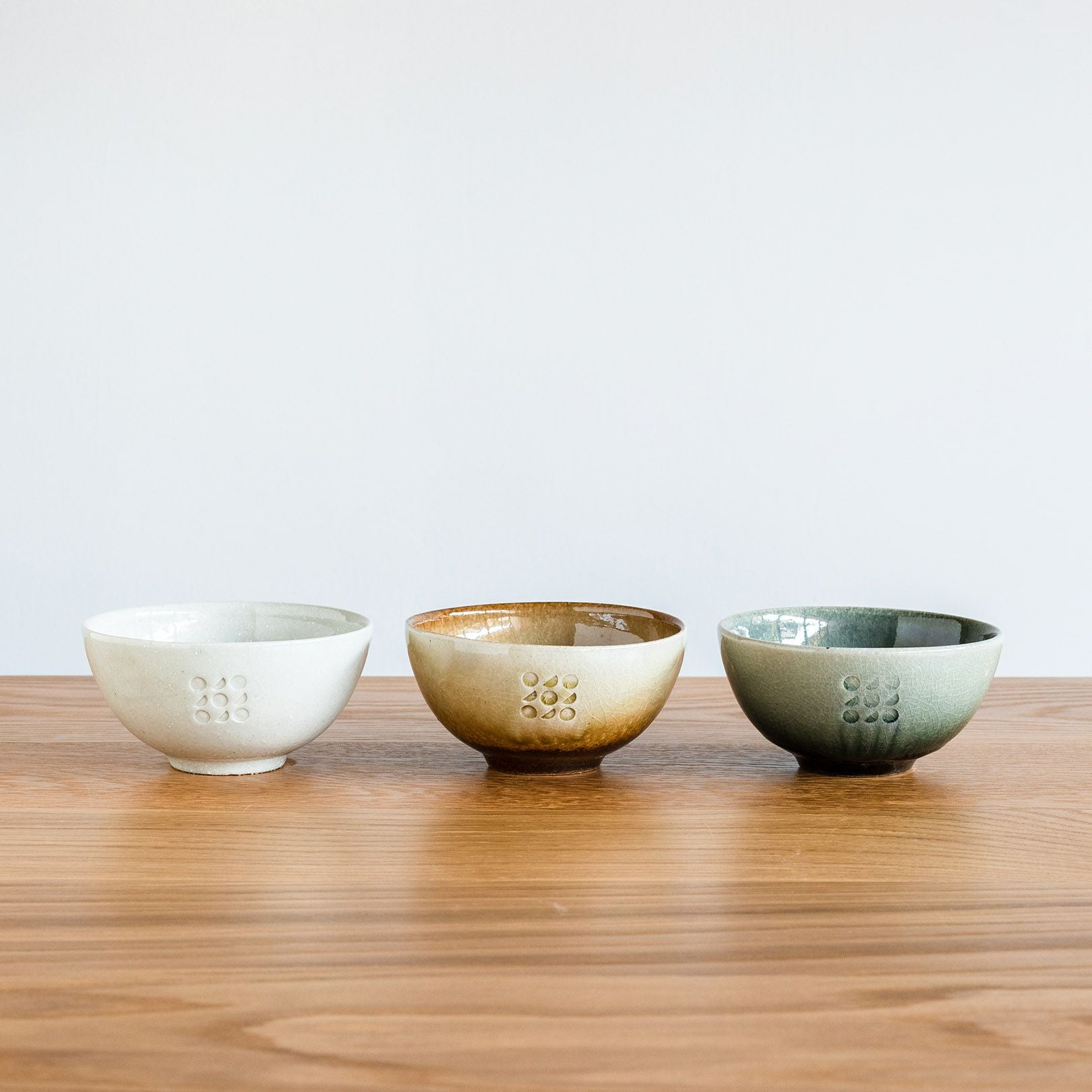 径14センチ、深さ5センチの浅い、茶碗です。 000000002505-04.jpg?size=xl&w=
