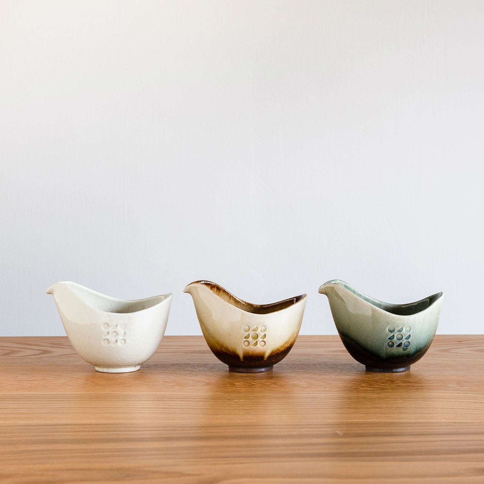 片口酒器（浅黄) | 明山 オンラインショップ