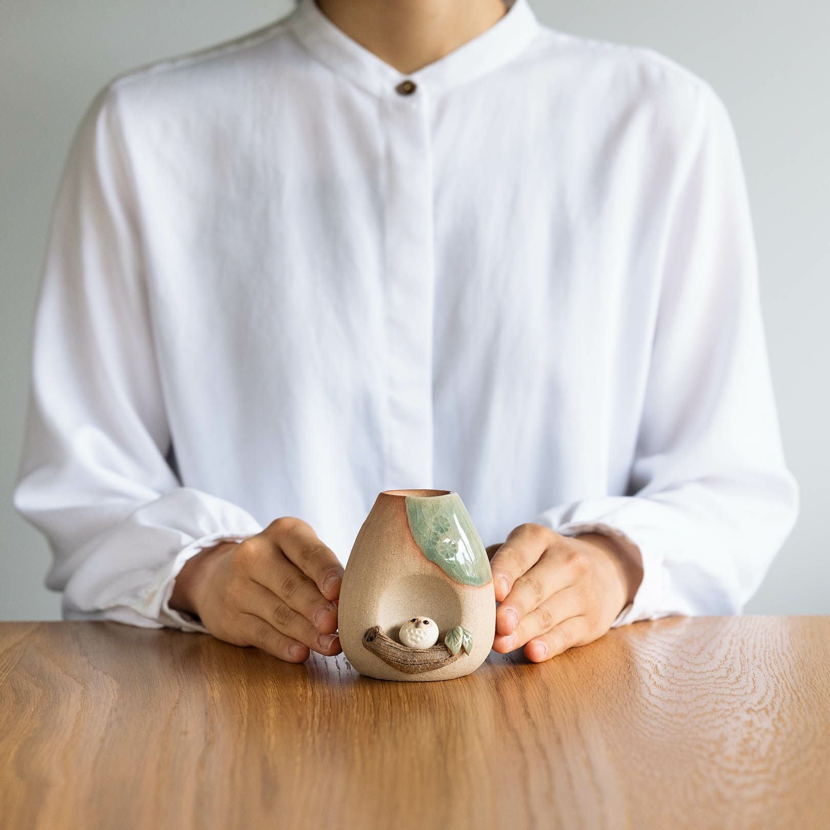 枝乗りふくろうミニ花入 | 明山 オンラインショップ