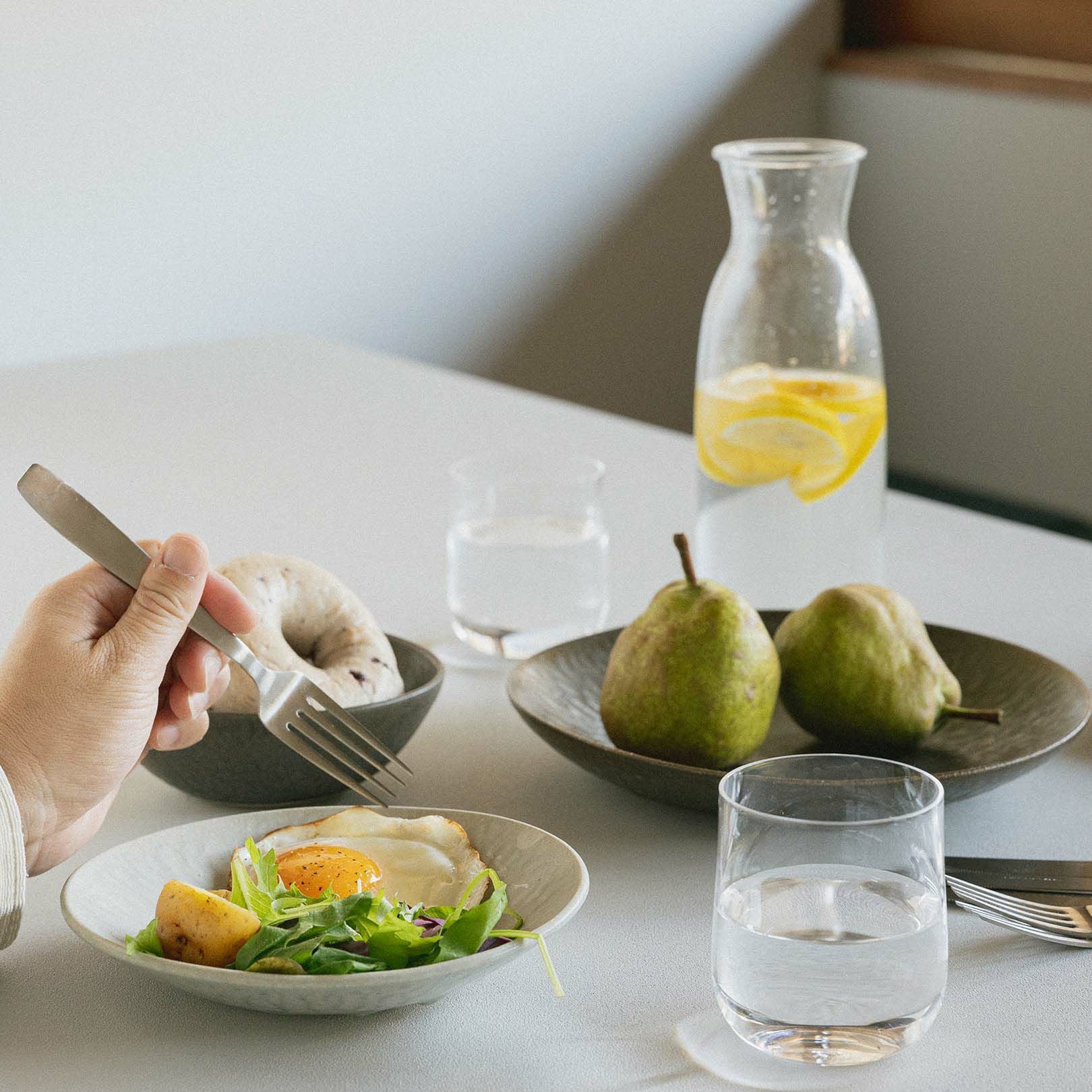 サラダプレート19cm ブルーホワイト | 明山 オンラインショップ