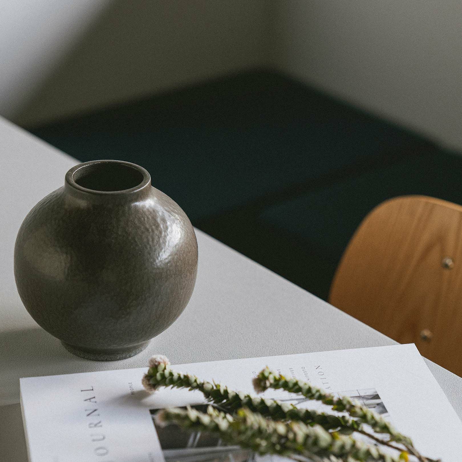 TONE VASE（S） ダークグレー | 明山 オンラインショップ