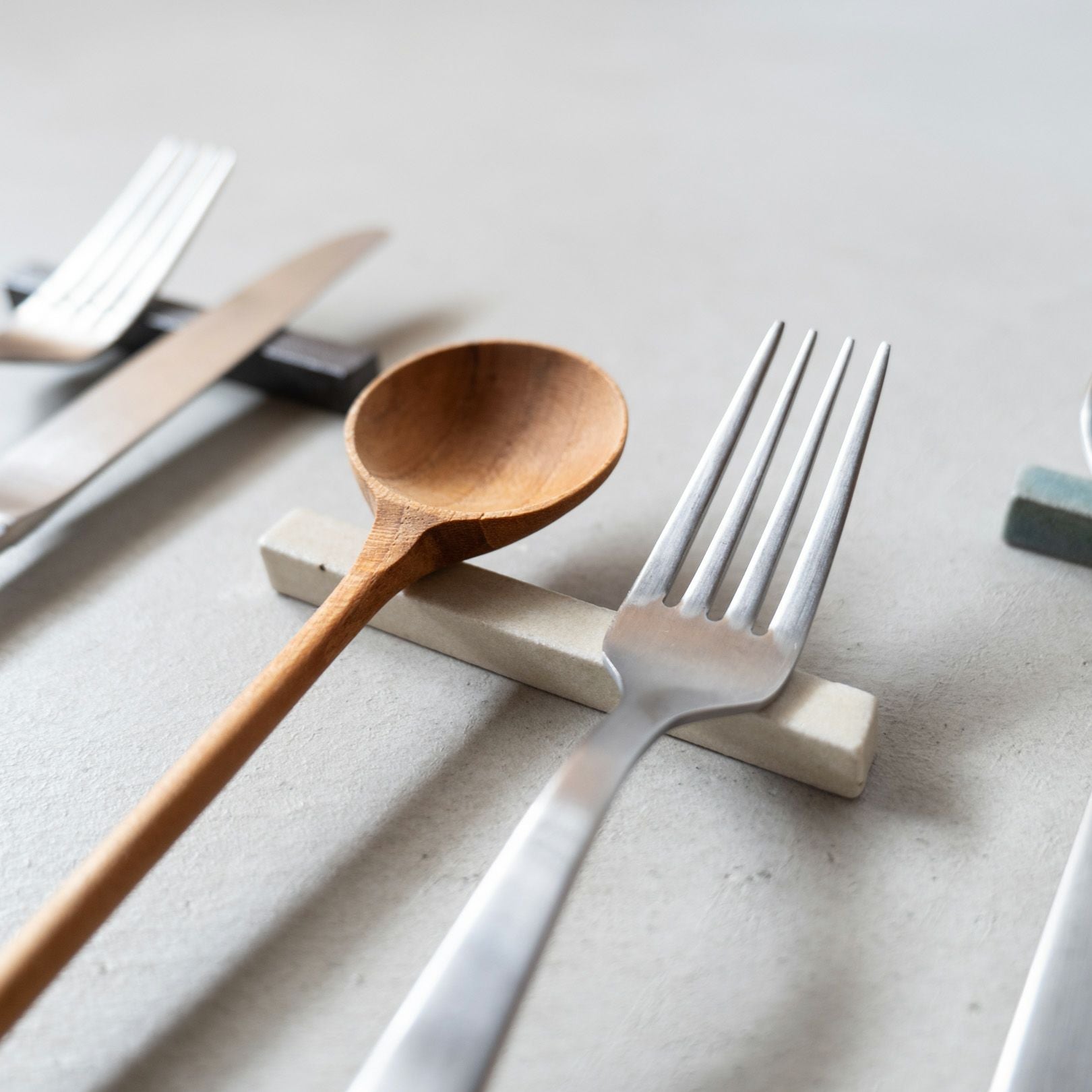 ナイフレスト（生成り） | 明山 オンラインショップ