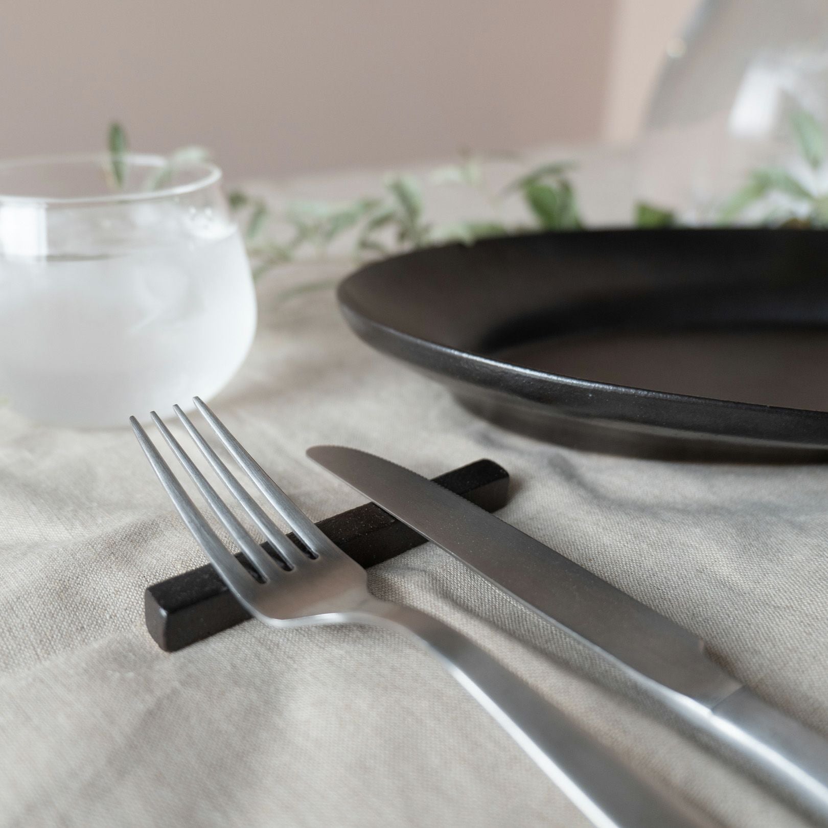 ナイフレスト（とび茶） | 明山 オンラインショップ