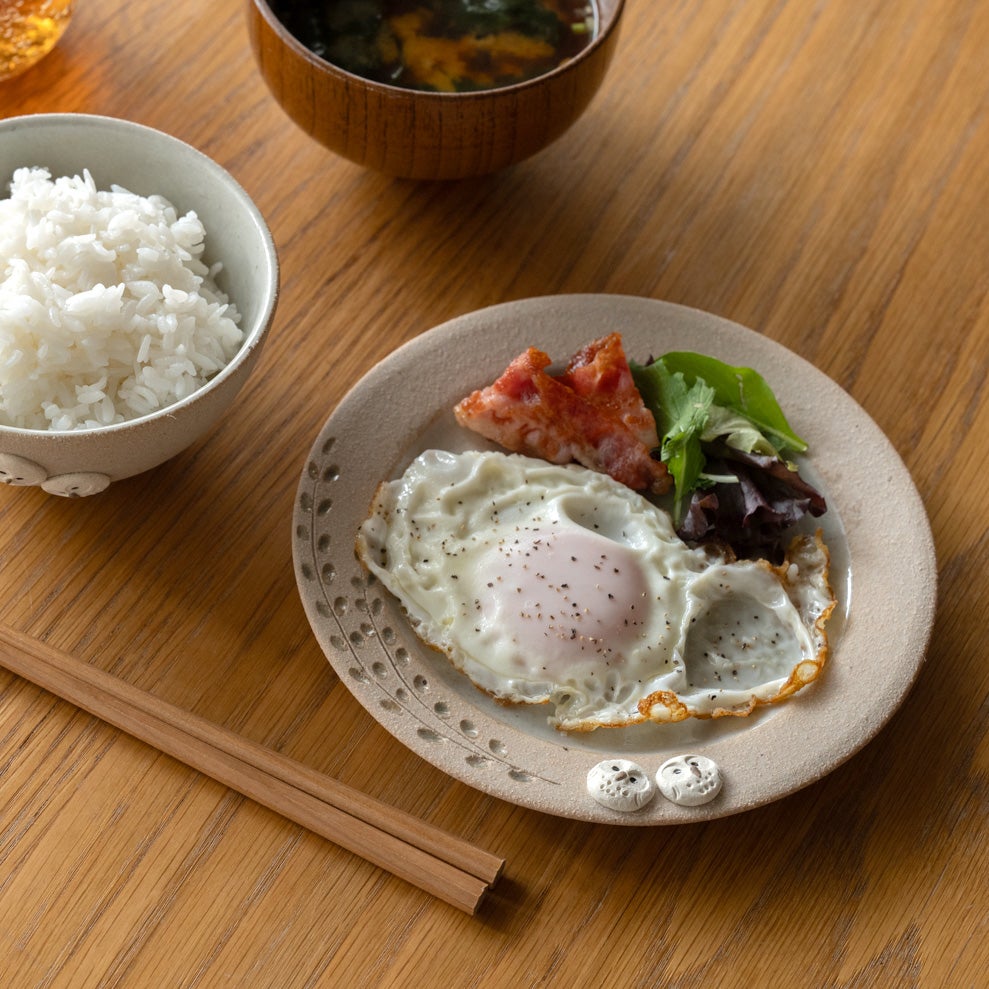 ふくろう平皿（しろちび） | 明山 オンラインショップ