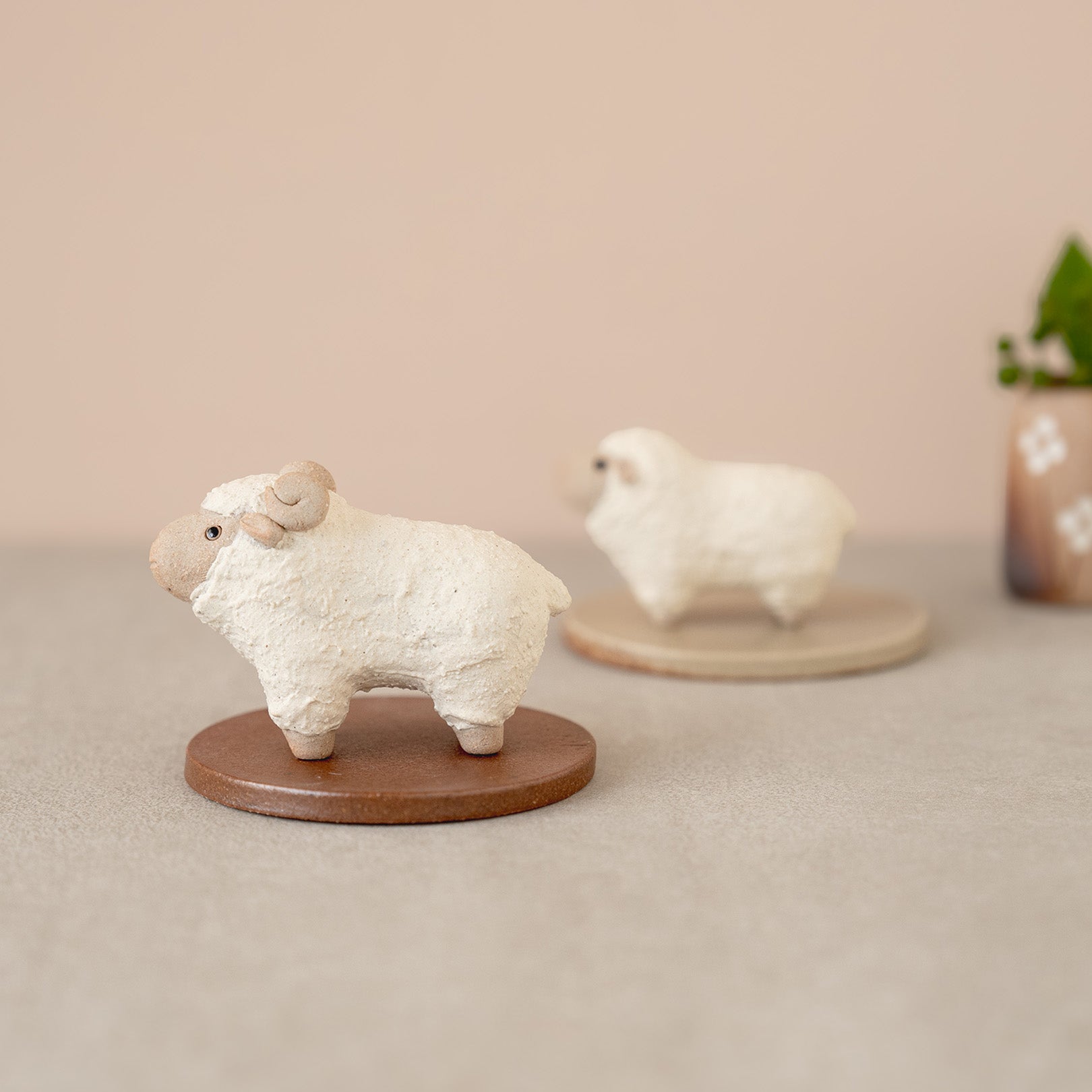 干支置物「仔ひつじ（大）」単品(＊11月より順次出荷） | 明山